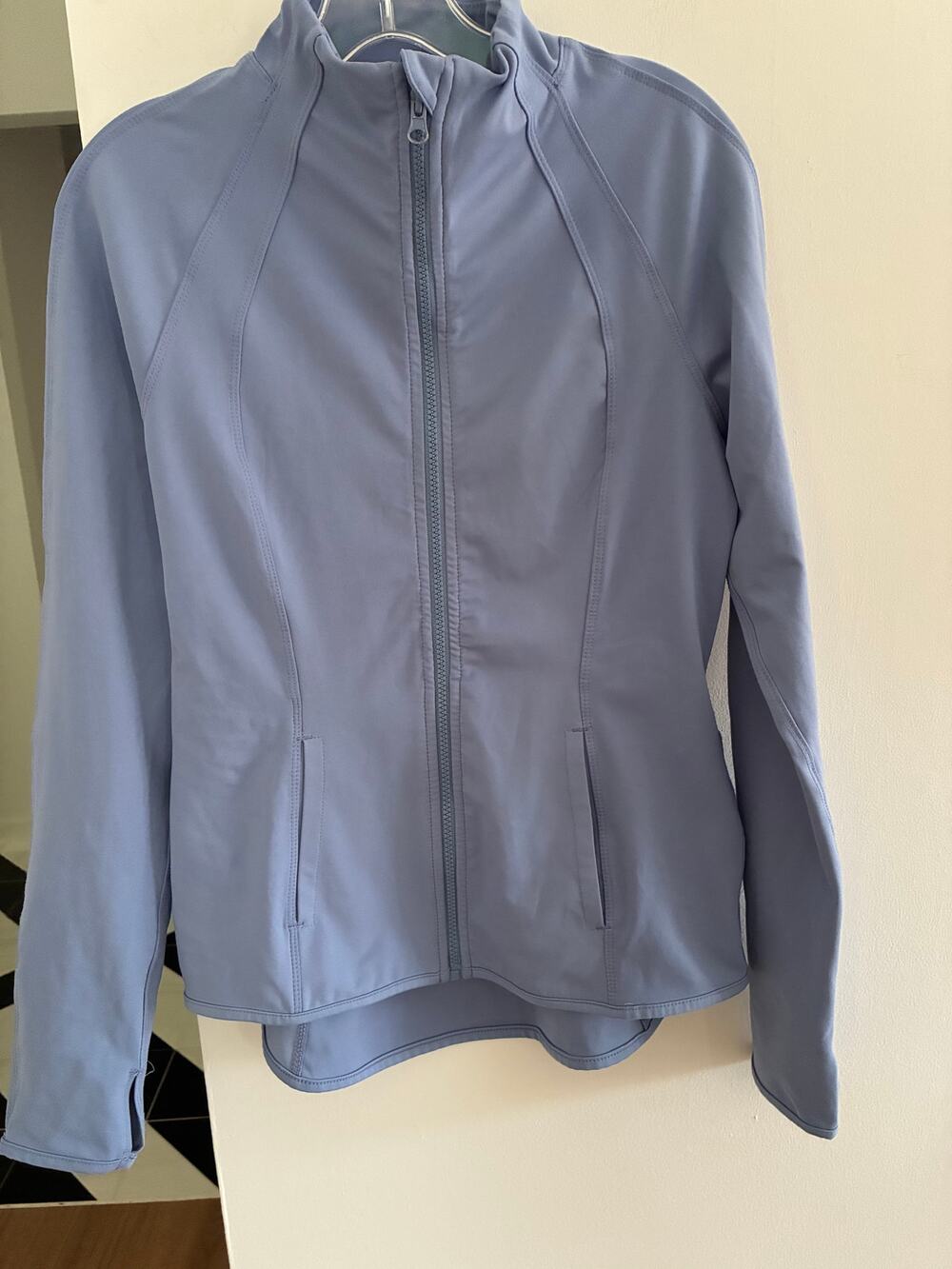 Yogalicous Womens M Jacket Zipper Thumbholes 2 Pockets Yoga Gym Activewear